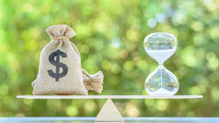 1000x667_Blog-Money_SandClock